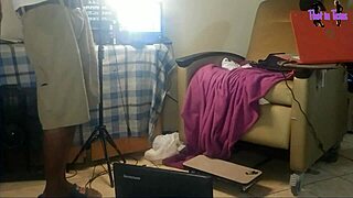 텍사스의 thot - 라티나가 베어백으로 세게 커밍샷 타!