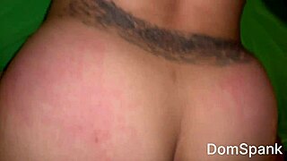 Cewek Vietnam pantat besar dientot keras di berbagai posisi, nikmati setiap momen