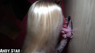 Hvor meget sæd til tysk blondine ved gloryhole?