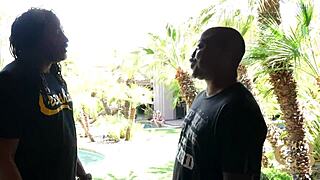 Sunt obsedat să ling găuri suculente și rase în patru sălbatic