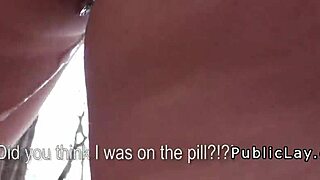 Viděl jsi někdy přírodní evropskou amatérku, jak cucá a sere veřejně?