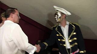 Aku di Pesta Topeng Sama Empat Orgy Liar Gila